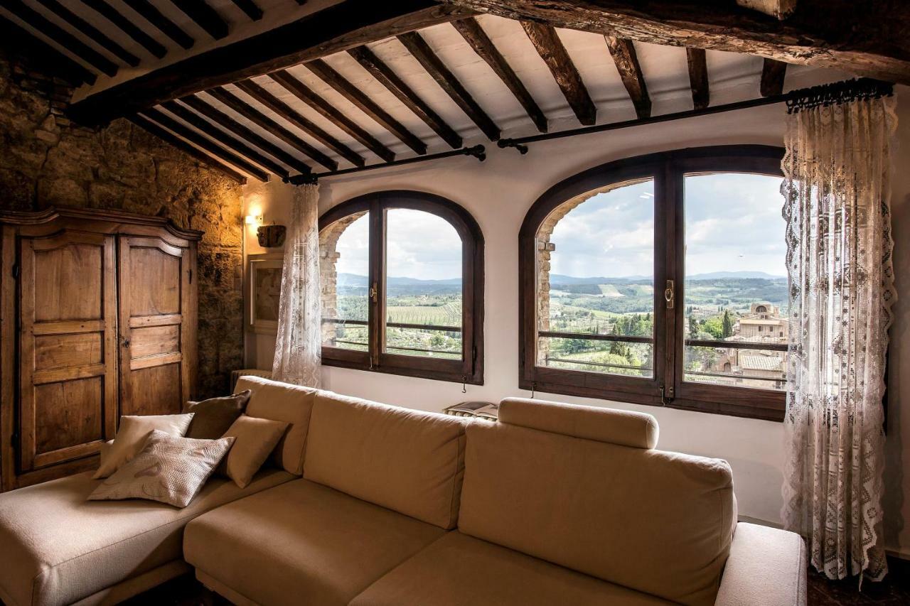 The Artists' Tower - Amazing View From The Tower Apartment San Gimignano Exterior photo
